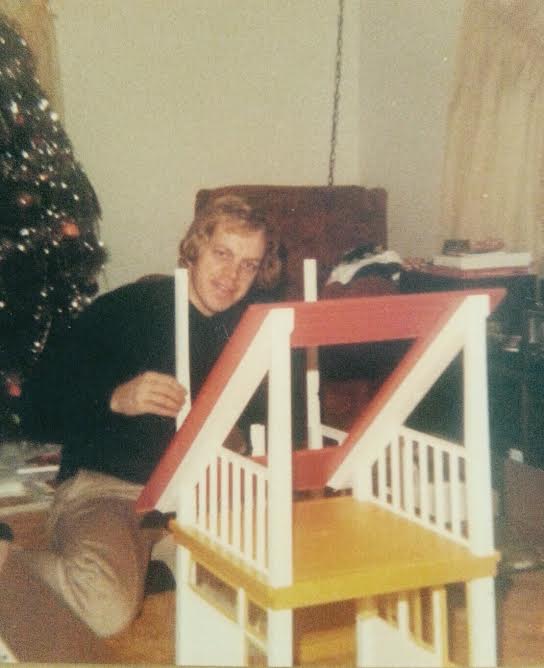 christmas-eve-dreamhouse-build